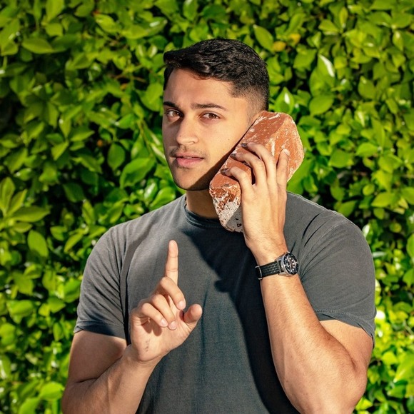 Meet your Posher, Geoffrey - Picture 1 of 1